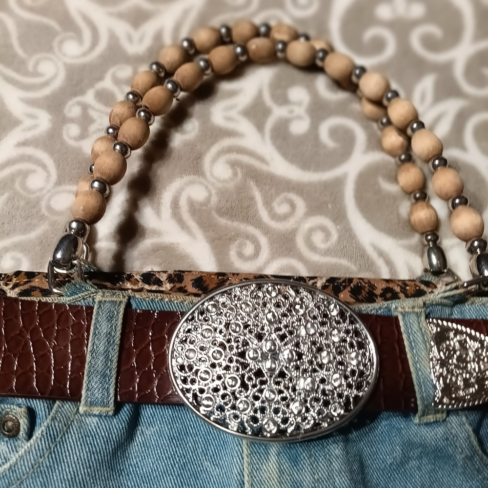 Western belted denim handbag - Picture 9 of 10